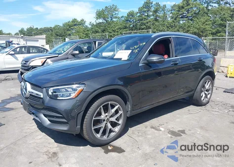 2021 Mercedes-Benz Glc 300 4Matic Suv z USA, uszkodzony, nr VIN W1N0G8EB9MF961552
